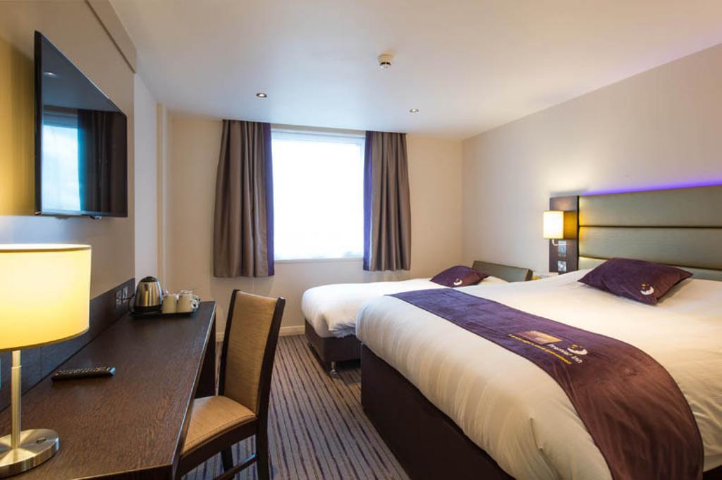 Premier Inn London Romford Central ห้อง รูปภาพ